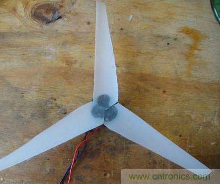 想減少電費嗎？DIY一個迷你風力發電機吧