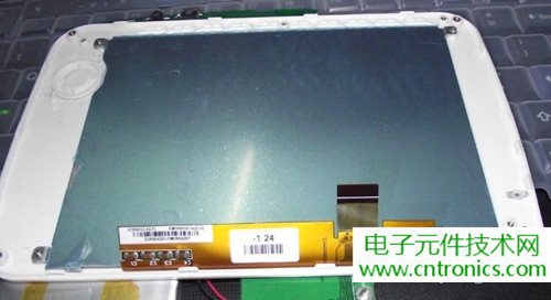 探秘電子紙！一款電紙書的電子墨水屏拆解