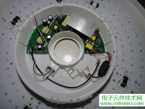 高端大氣上檔次!智能遙控調(diào)光LED吸頂燈拆解
