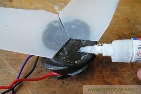 創(chuàng)意DIY！迷你風(fēng)力發(fā)電機(jī)！