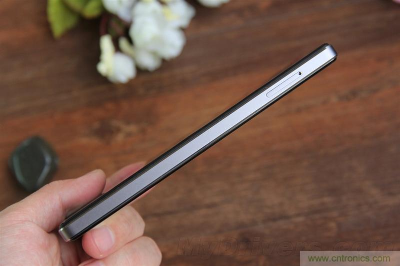 無邊框的 nubia Z9 ，一款既有驚喜，又有驚艷的智能手機(jī)