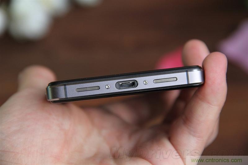 無邊框的 nubia Z9 ，一款既有驚喜，又有驚艷的智能手機(jī)