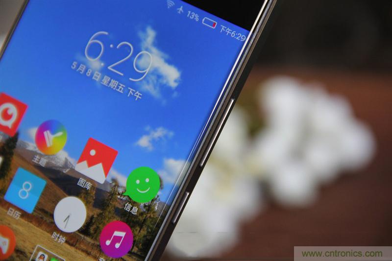 無邊框的 nubia Z9 ，一款既有驚喜，又有驚艷的智能手機(jī)