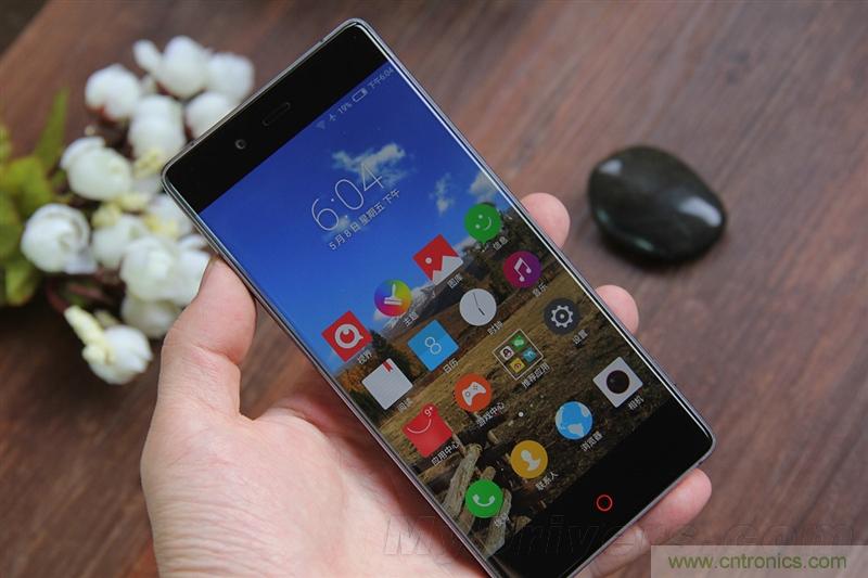 無邊框的 nubia Z9 ，一款既有驚喜，又有驚艷的智能手機(jī)