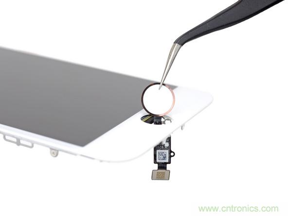 iPhone 8首拆：無線充電版本的iPhone 7？