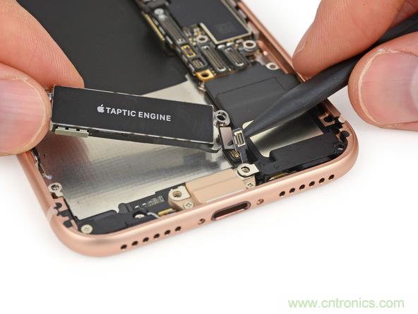 iPhone 8首拆：無線充電版本的iPhone 7？