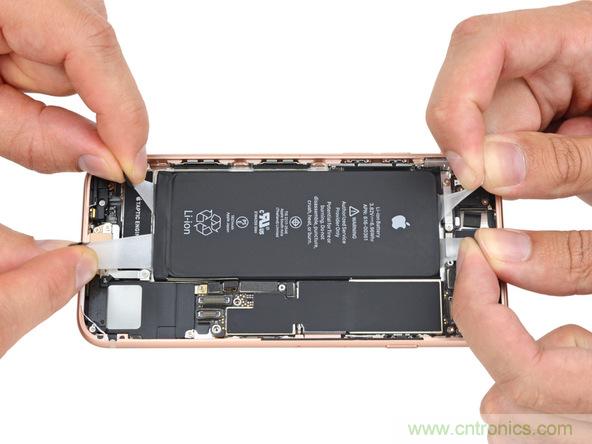 iPhone 8首拆：無線充電版本的iPhone 7？